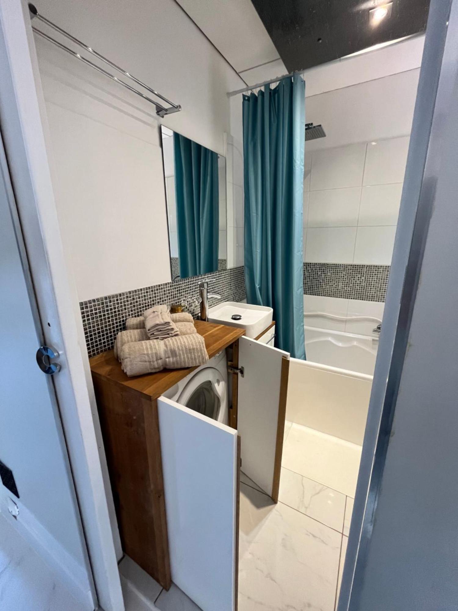 Charmant Studio Pour 3 Personnes Vallauris Exterior foto